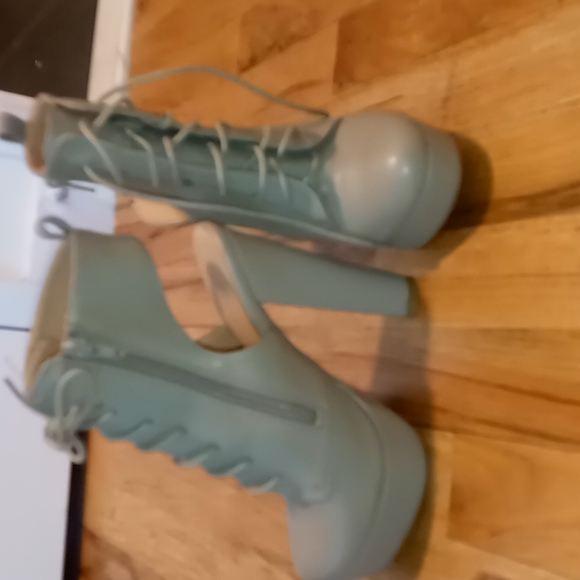 Open back booties - Picture 2 of 3